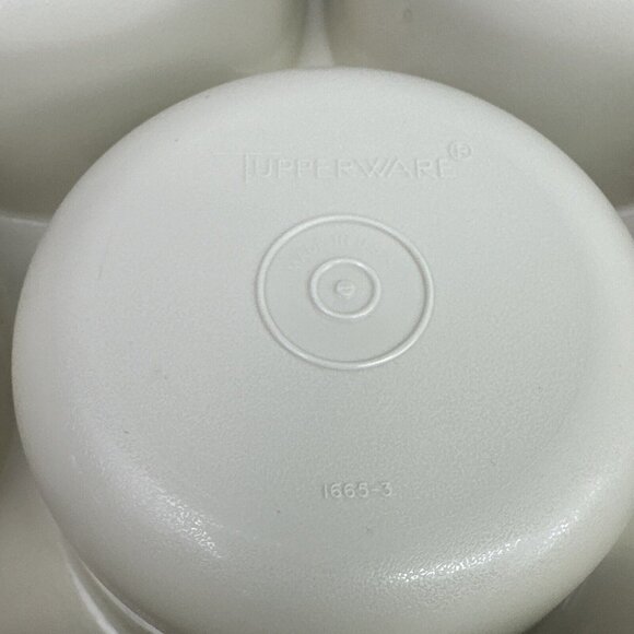 Tupperware 13” Divided Veggie Fruit Dip‎ Snack Party Tray 1665-3 Lid 1666-1 EUC - Picture 5 of 5